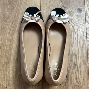 J. Crew Beige and Black with Bow size 7